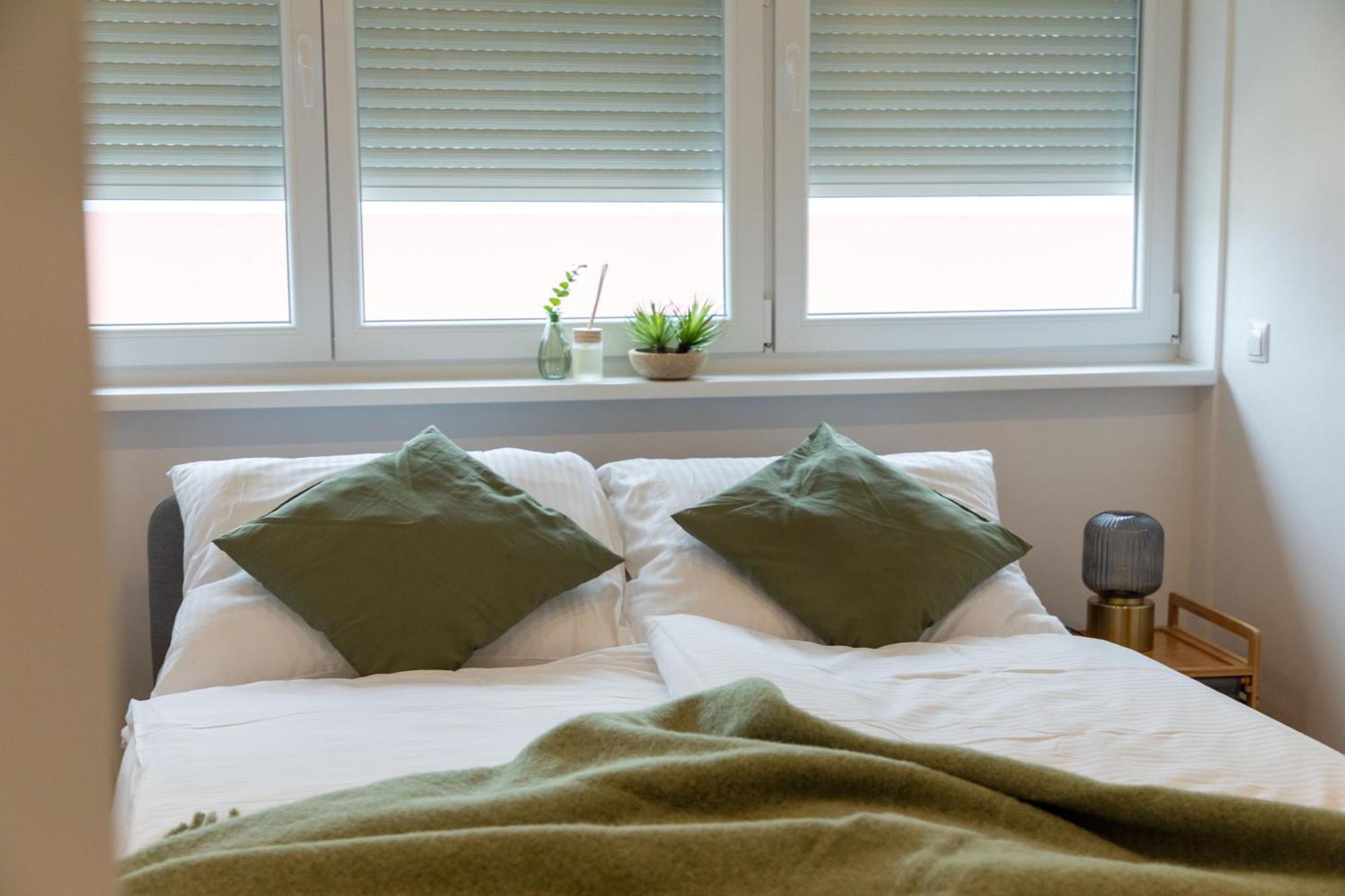 Stayover - Noble, Großzügige Am Hernals Apartamento *