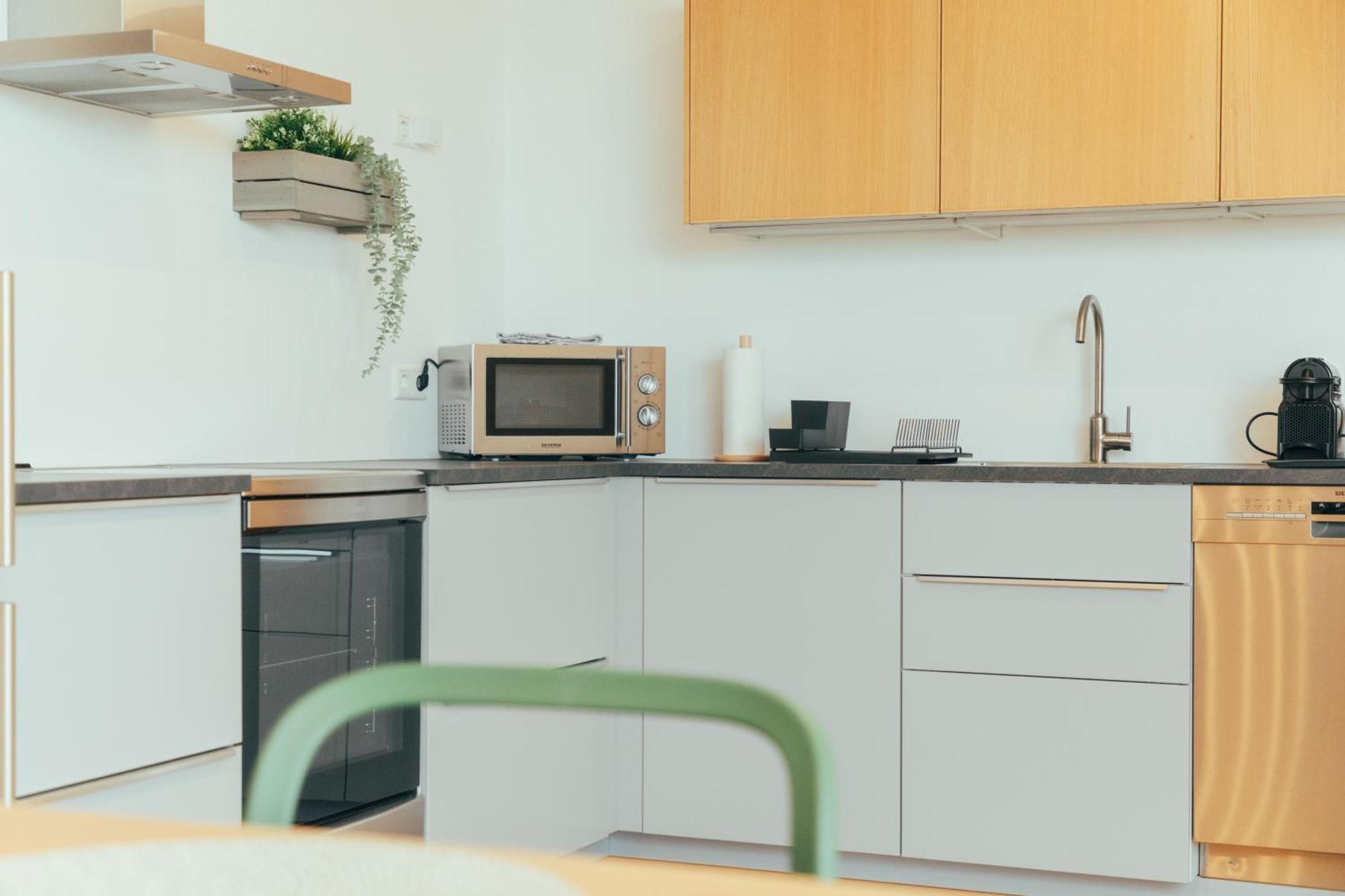 Stayover - Noble, Großzügige Am Hernals Apartamento