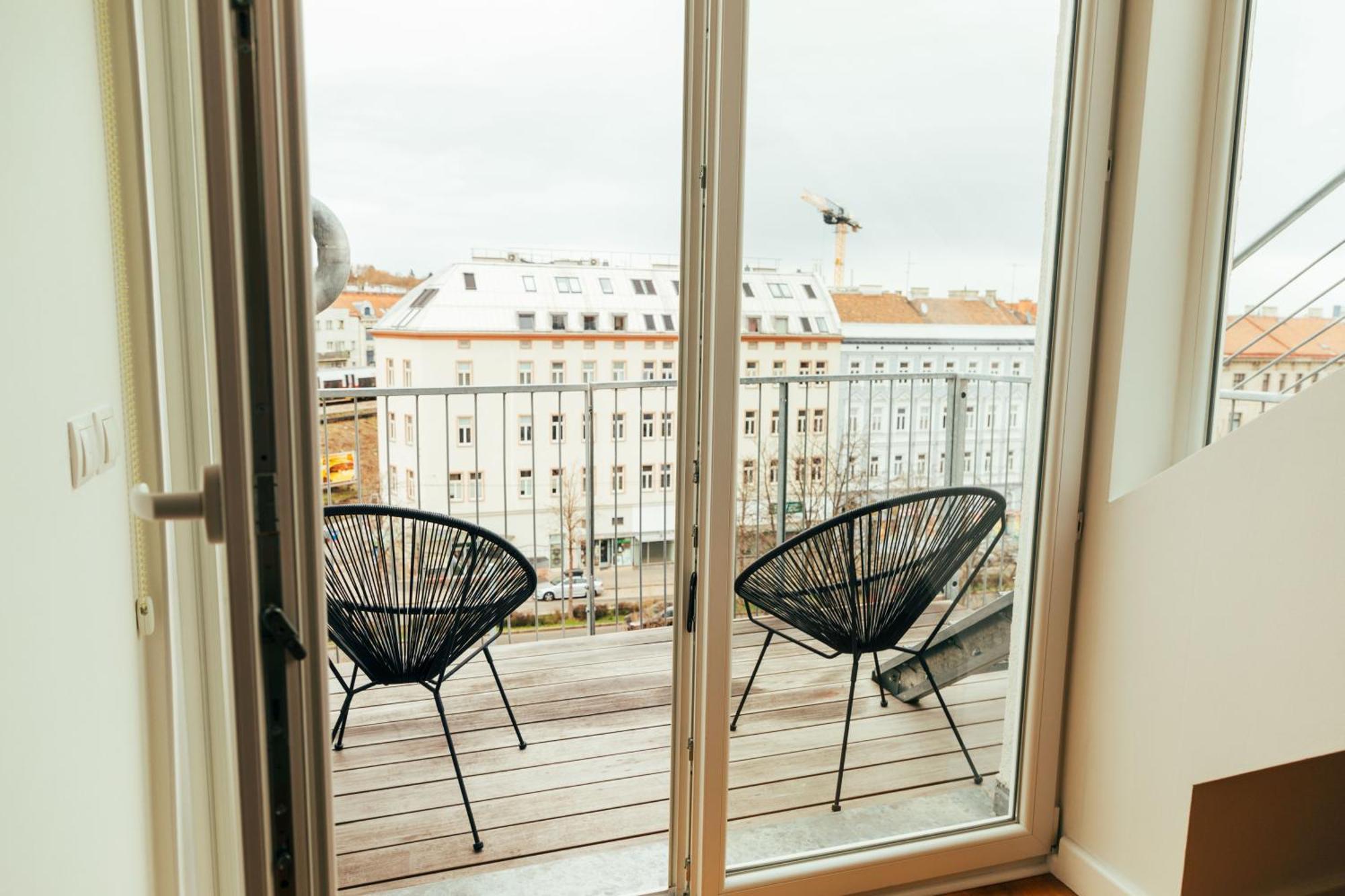 Stayover - Noble, Großzügige Am Hernals Apartamento Viena