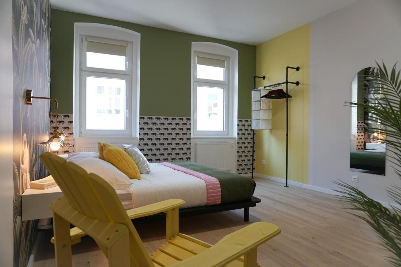 Large - Great For Groups - With Balcony Or Terrace Apartament