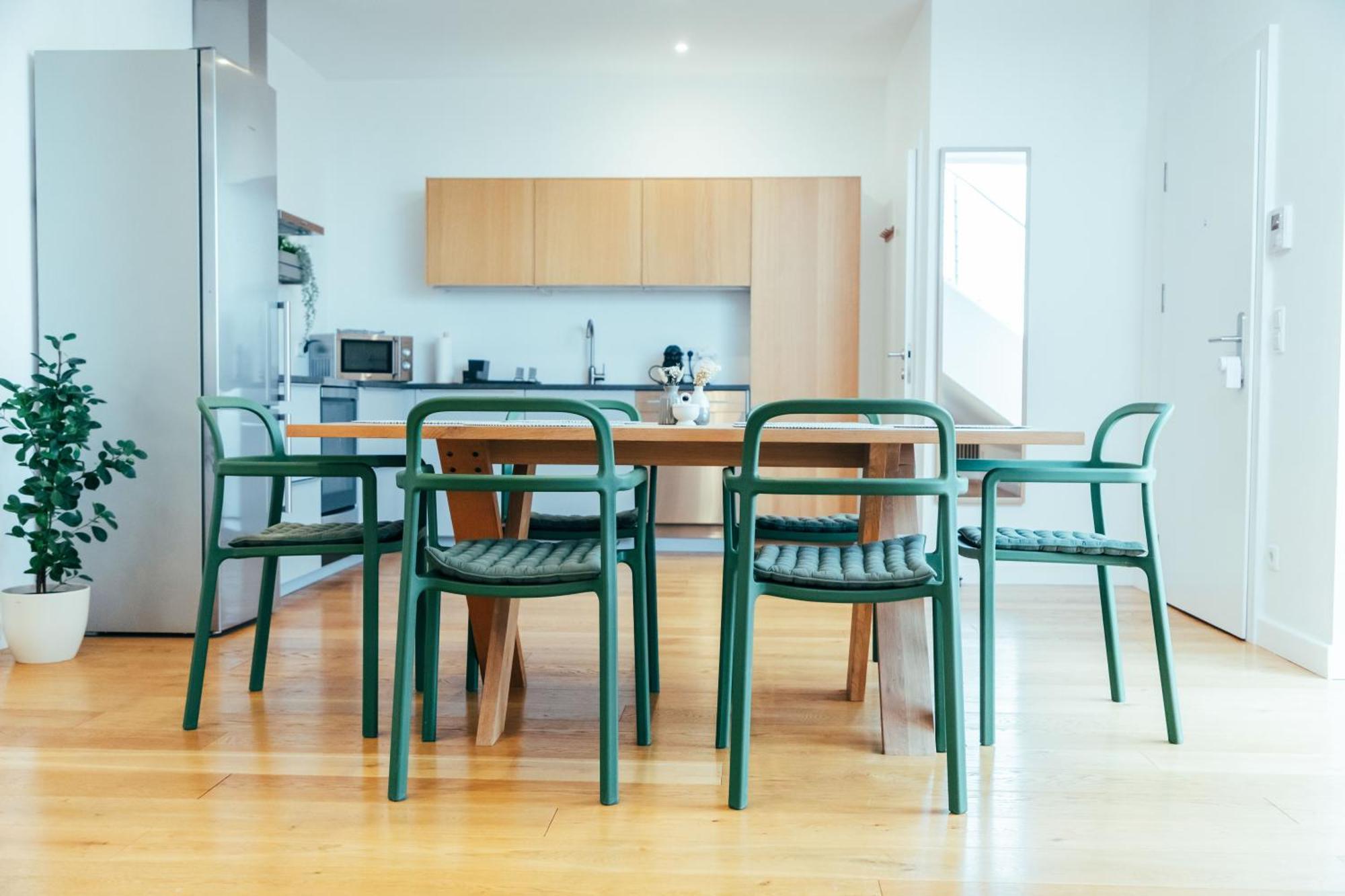 Appartamento Large - Great For Groups - With Balcony Or Terrace *